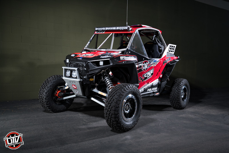 This is a desert racing season-prepped Polaris RZR. Hardcore. (Image: UTV Underground)
